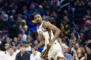 效率太低！梅尔顿11中3拿到10分3板2助 末节4中1