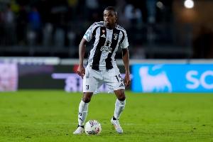 卡卢卢：卡巴尔不会无缘无故倒地或者骗点球，我会自己看回放