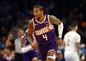 风雪已渐消！祝太阳球星杰伦·格林24岁生日快乐