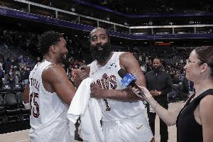 美骑蜜：别拿加兰和哈登比较&不是一个级别 若詹姆斯加盟会很恐怖