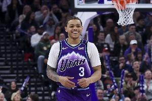 开摆！明天爵士战西部垫底国王 乔治因脚踝扭伤缺阵 马尔卡宁轮休